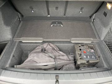 Car image 41