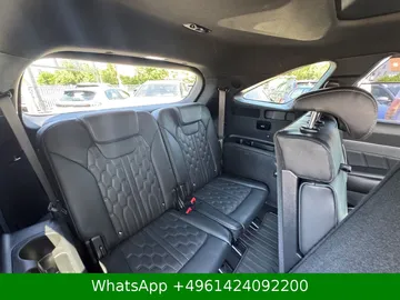 Car image 36
