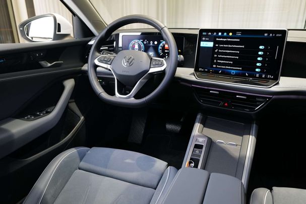 Volkswagen Passat Variant 1.5 eTSI Business DSG 110 kW image number 22