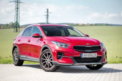 Car image 2
