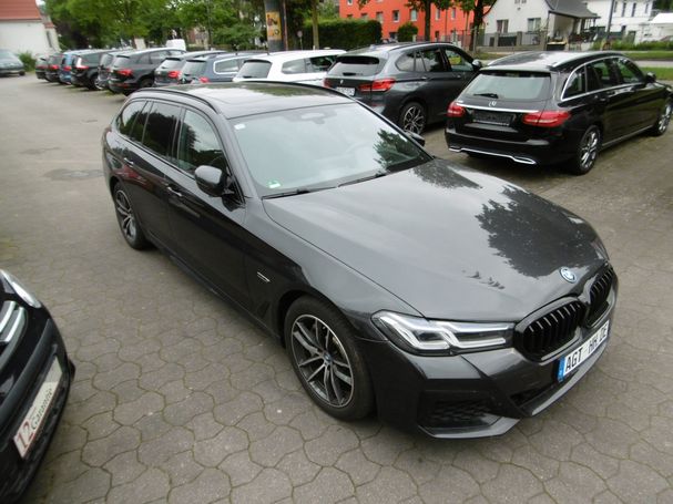 BMW 530 Touring xDrive 215 kW image number 14