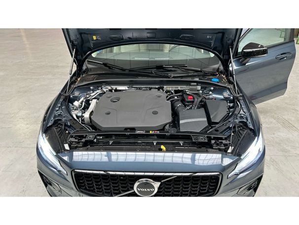 Volvo V60 B4 Plus 145 kW image number 40