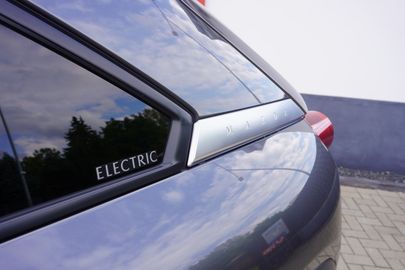 Car image 34