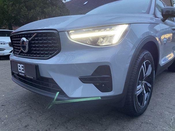 Volvo XC40 B4 Plus Dark 145 kW image number 8