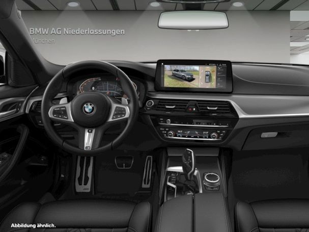 BMW 530i Touring xDrive 180 kW image number 4