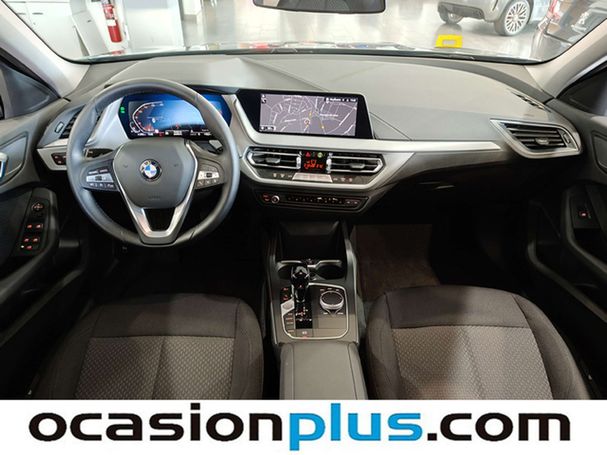 BMW 118i 100 kW image number 6