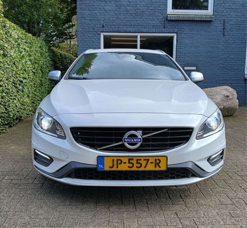 Volvo V60 T3 112 kW image number 4