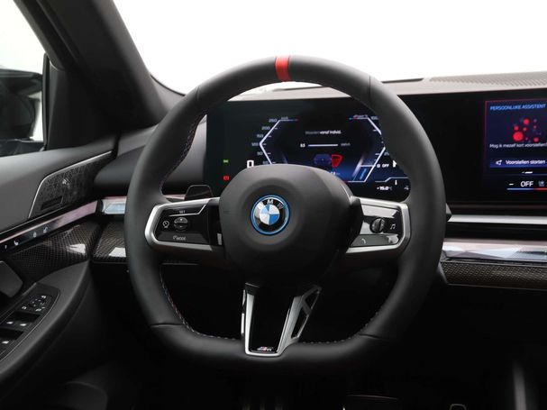 BMW i5 M60 xDrive 442 kW image number 4