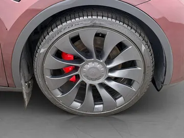 Car image 35