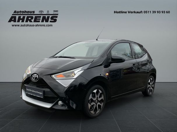 Toyota Aygo X-shift x-play 53 kW image number 1