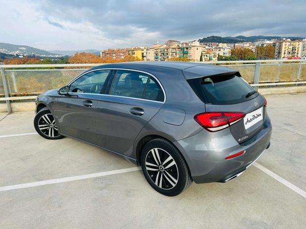 Mercedes-Benz A 250 e 160 kW image number 8