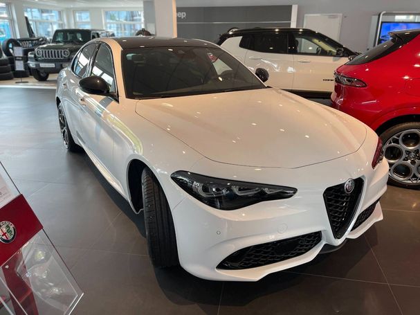 Alfa Romeo Giulia Q4 206 kW image number 2