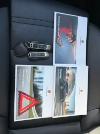 Car image 29