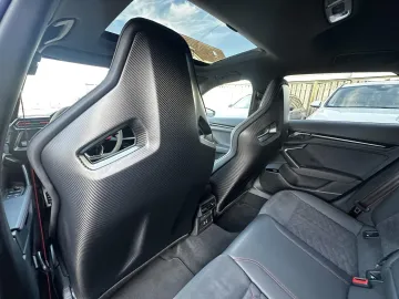 Car image 36