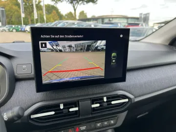 Car image 27