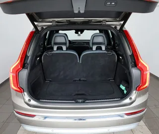 Car image 27