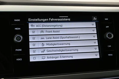 Car image 31