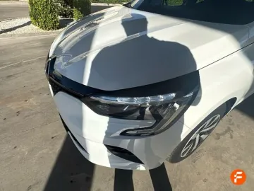 Car image 28