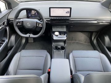 Car image 24