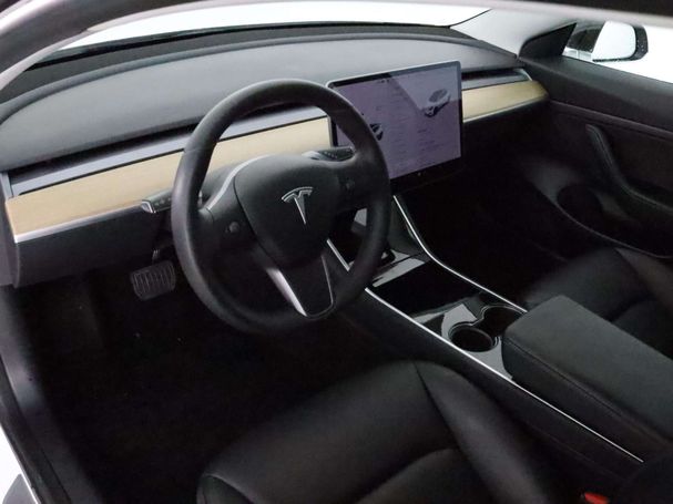 Tesla Model 3 60 Plus 340 kW image number 12