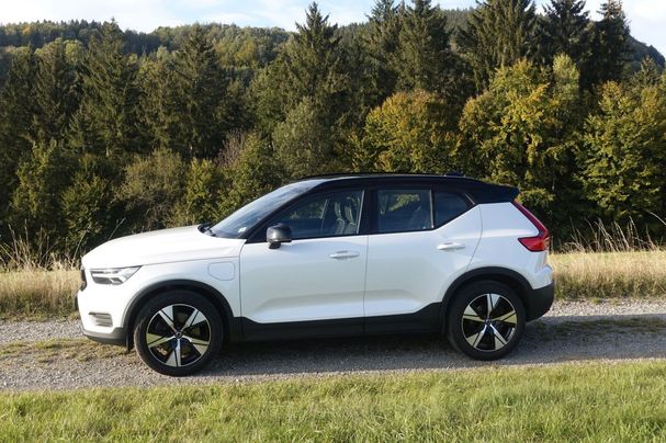 Volvo XC40 Recharge 192 kW image number 13