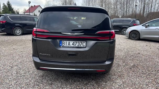 Chrysler Pacifica 214 kW image number 3