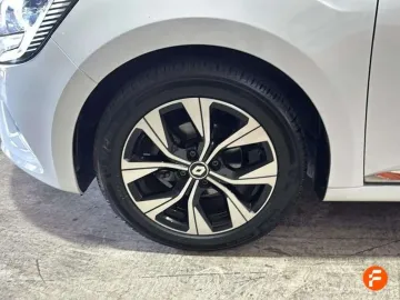 Car image 28