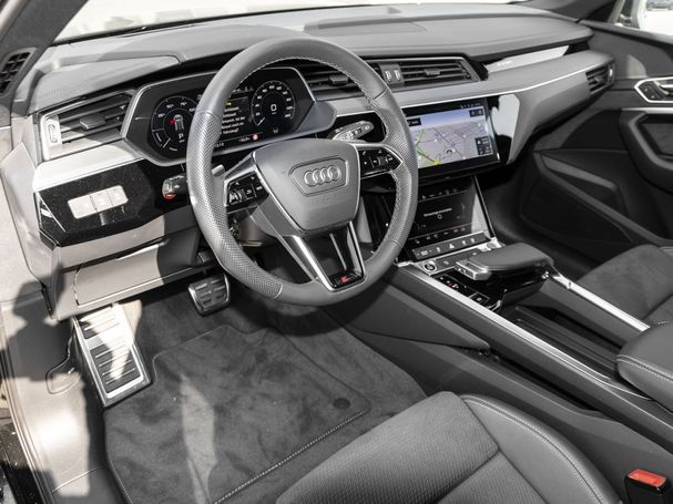 Audi Q8 55 quattro e-tron S-line 300 kW image number 10