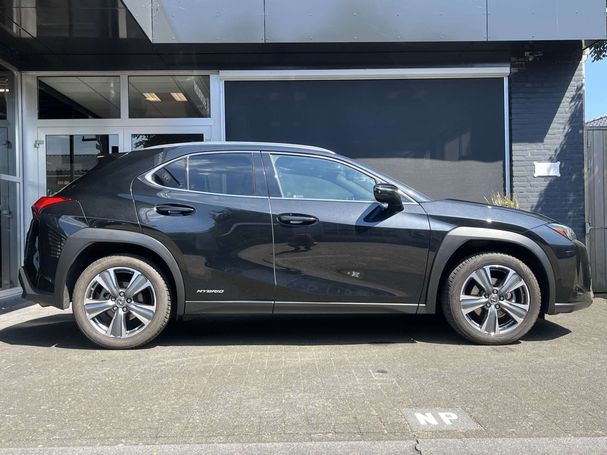 Lexus UX 250h 135 kW image number 6