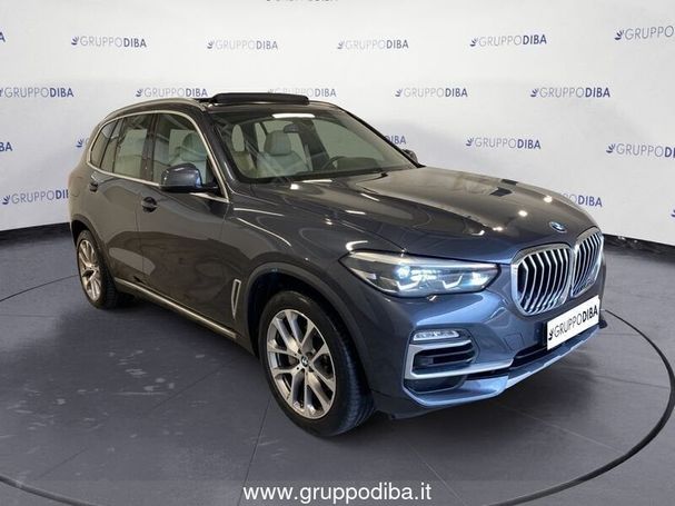 BMW X5 xDrive30d xLine 195 kW image number 2