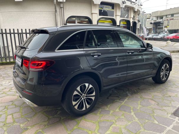 Mercedes-Benz GLC 300 e 4Matic 235 kW image number 3