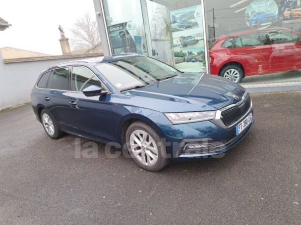 Skoda Octavia Combi 2.0 TDI DSG Style 110 kW image number 2