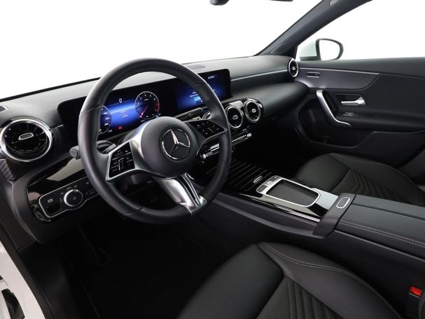 Mercedes-Benz A 180 100 kW image number 15