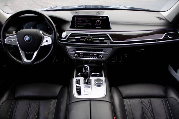 BMW 730Ld xDrive 195 kW image number 15