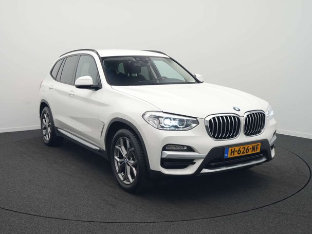 BMW X3 xDrive20i 135 kW image number 3