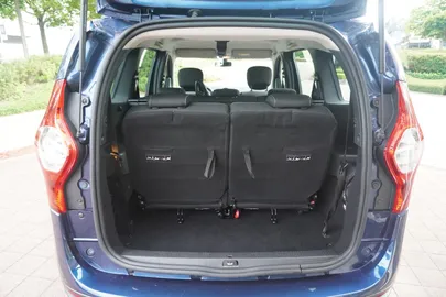 Car image 33