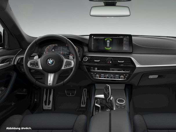 BMW 520d Touring 140 kW image number 3