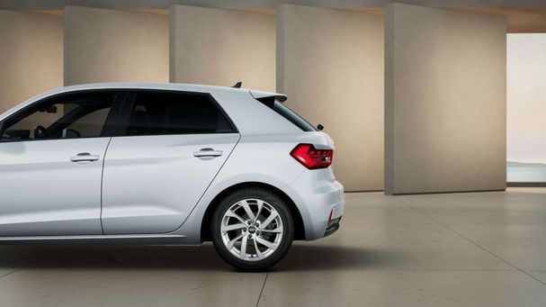 Audi A1 30 TFSI Sportback Advanced 85 kW image number 10