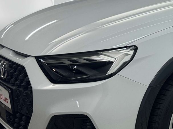 Audi A1 35 TFSI S-line Allstreet 110 kW image number 3