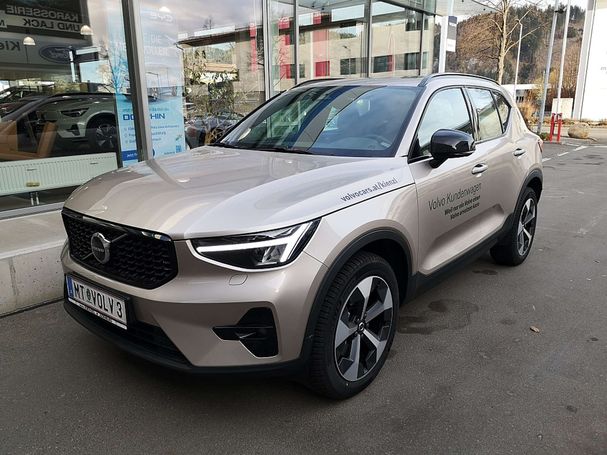 Volvo XC40 B3 Dark Ultimate 120 kW image number 1