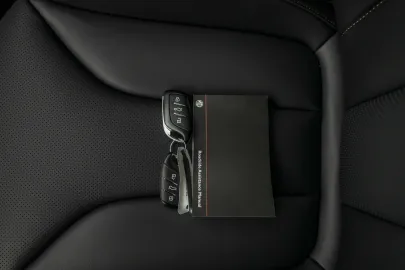 Car image 39