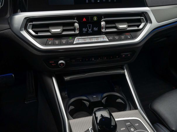 BMW 320d Touring M Sport 140 kW image number 32