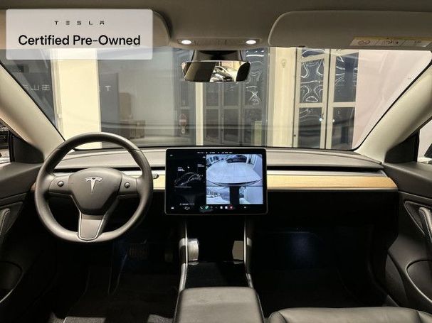 Tesla Model 3 Long Range AWD 258 kW image number 14