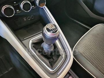 Car image 36