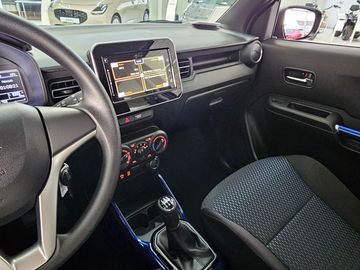 Car image 11