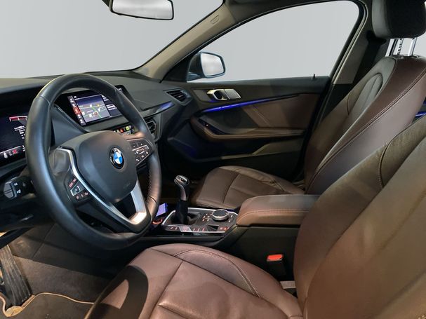 BMW 118i 100 kW image number 8