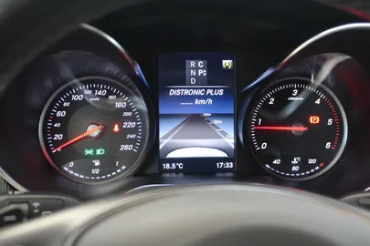 Car image 49
