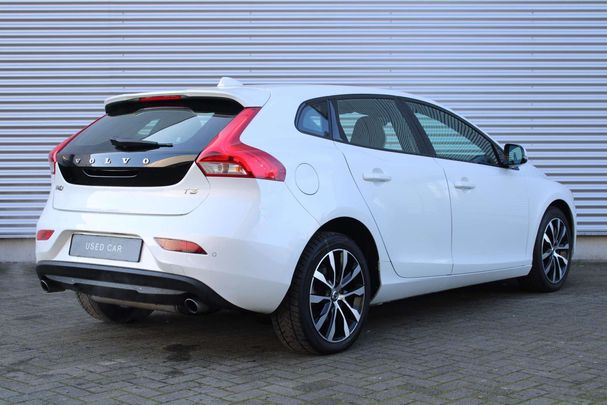 Volvo V40 T3 T6 112 kW image number 2