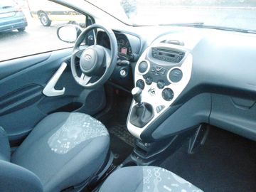 Car image 11