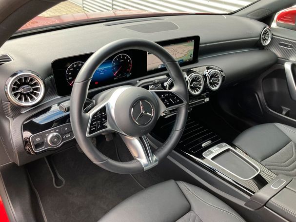 Mercedes-Benz A 180 100 kW image number 4